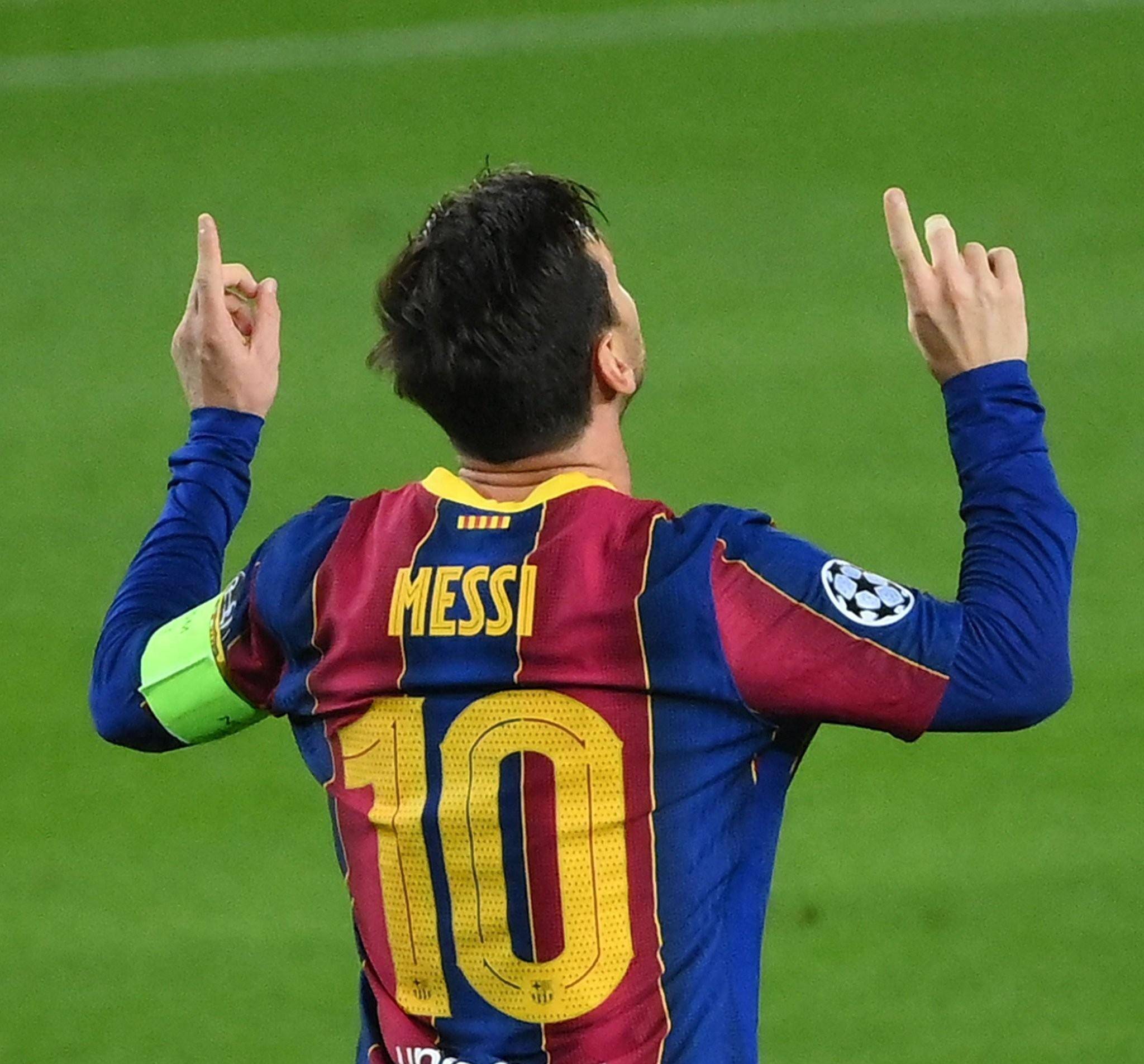 邵佳一FIFA年度最佳选票：登贝莱第一，萨拉赫第二、拉菲尼亚第三（邵佳一FIFA年度最佳投票排名：登贝莱居首，萨拉赫次席，拉菲尼亚第三）