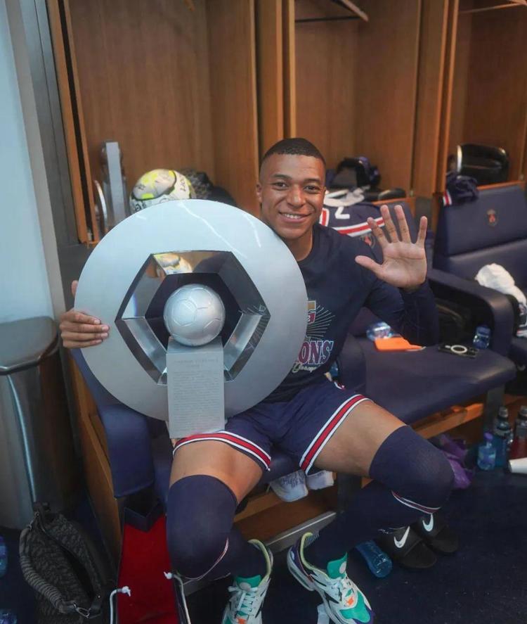 篮球火箭新秀参加全明星技能赛