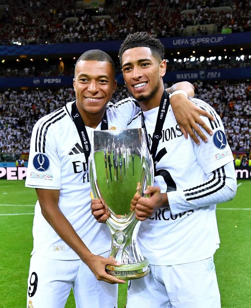 三球完胜大埔，北京国安取得队史亚冠二级比赛首胜（北京国安三球横扫大埔，迎来队史亚冠二级赛事首胜）